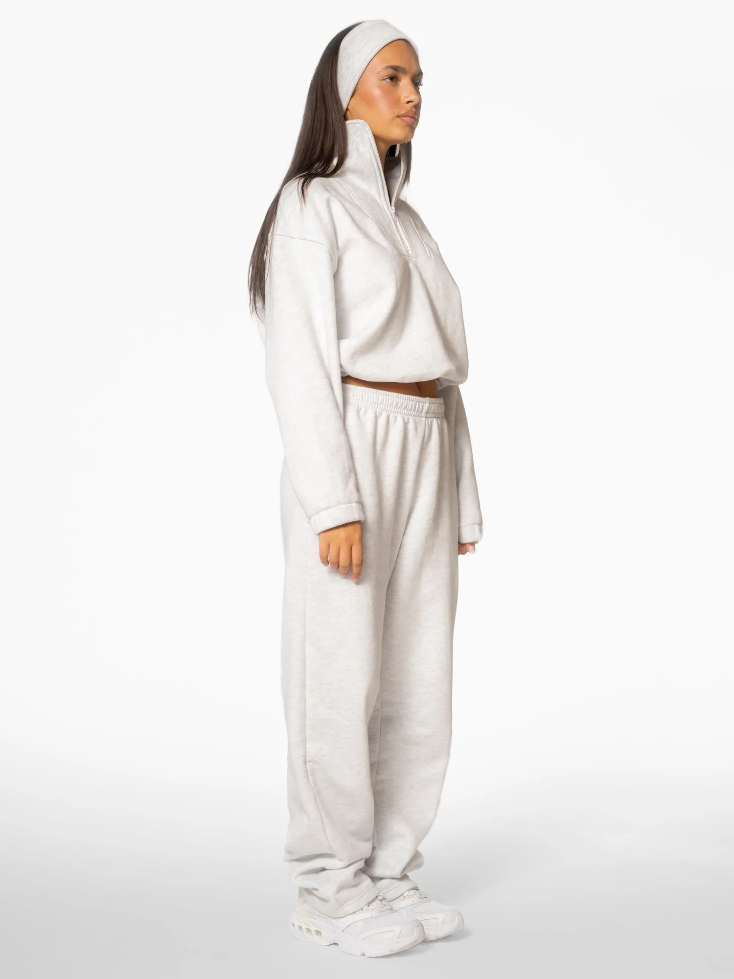 The Quarter Zip / Cloud sold by 437 product image thumbnail 4