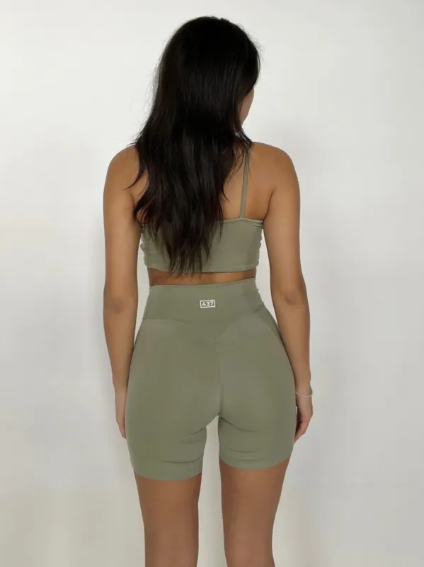 The V Short / Matcha sold by 437