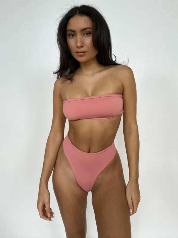 The Aubrey Bottoms / Rose sold by 437