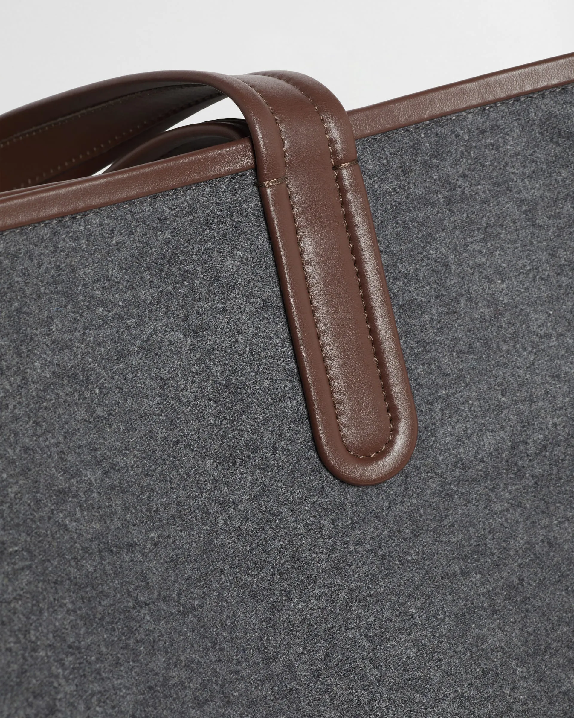 Casellina Wool Weekend Bag sold by Daniel Simmons product image thumbnail 5