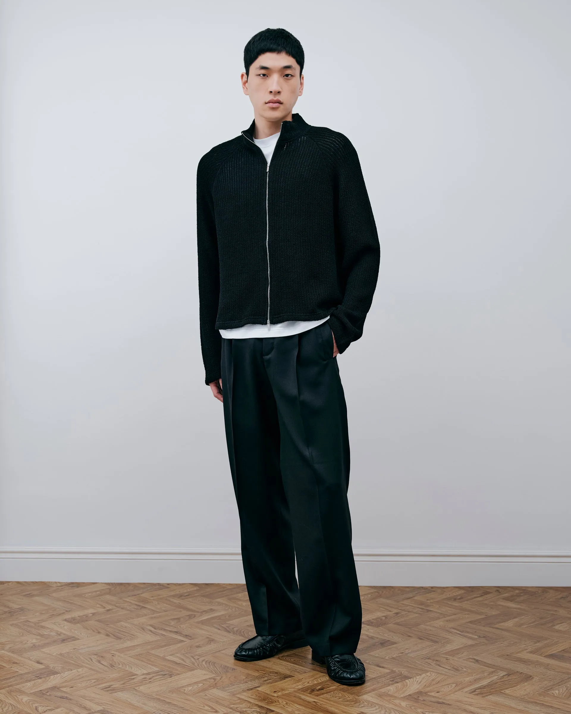 Linen Knit Zipup - Black sold by Daniel Simmons product image thumbnail 3
