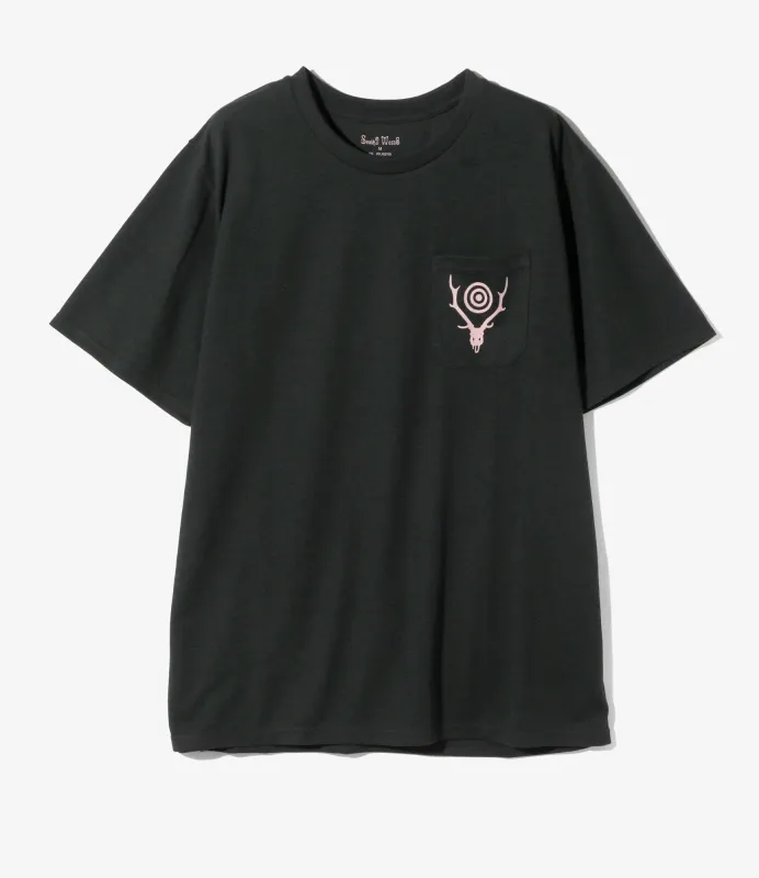 S/S Round Pocket Tee - Black - Circle Horn sold by South2West8