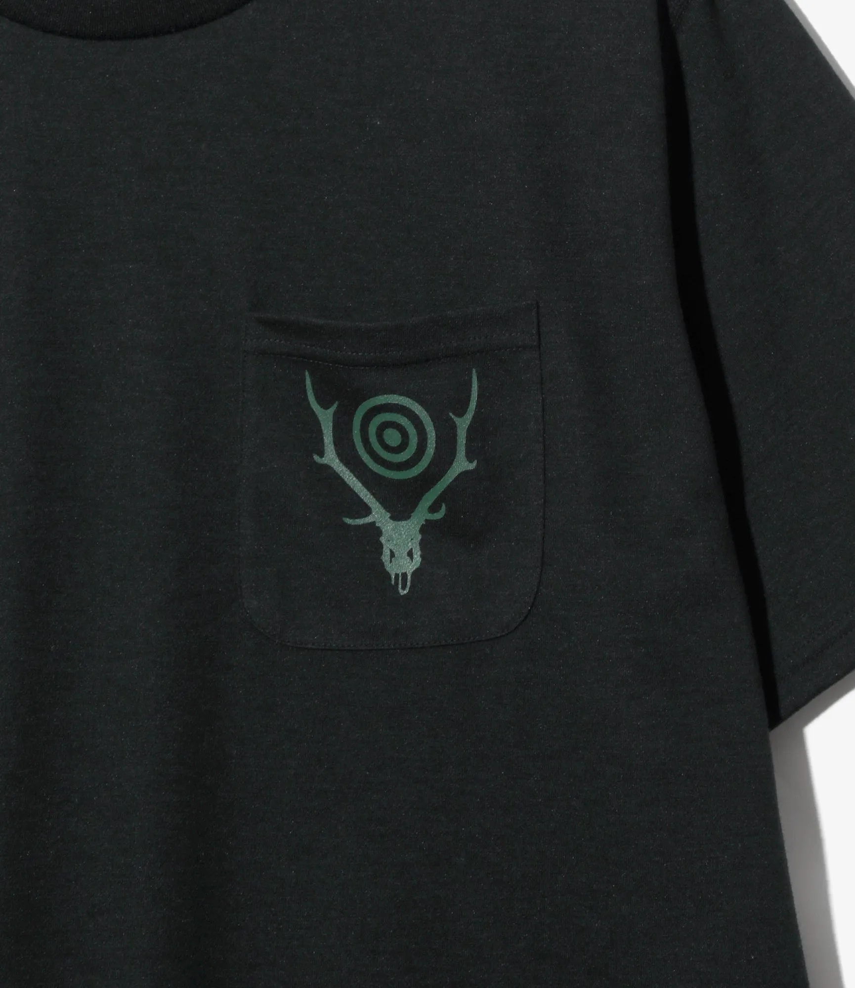 S/S Round Pocket Tee - Black - Circle Horn sold by South2West8 product image thumbnail 2