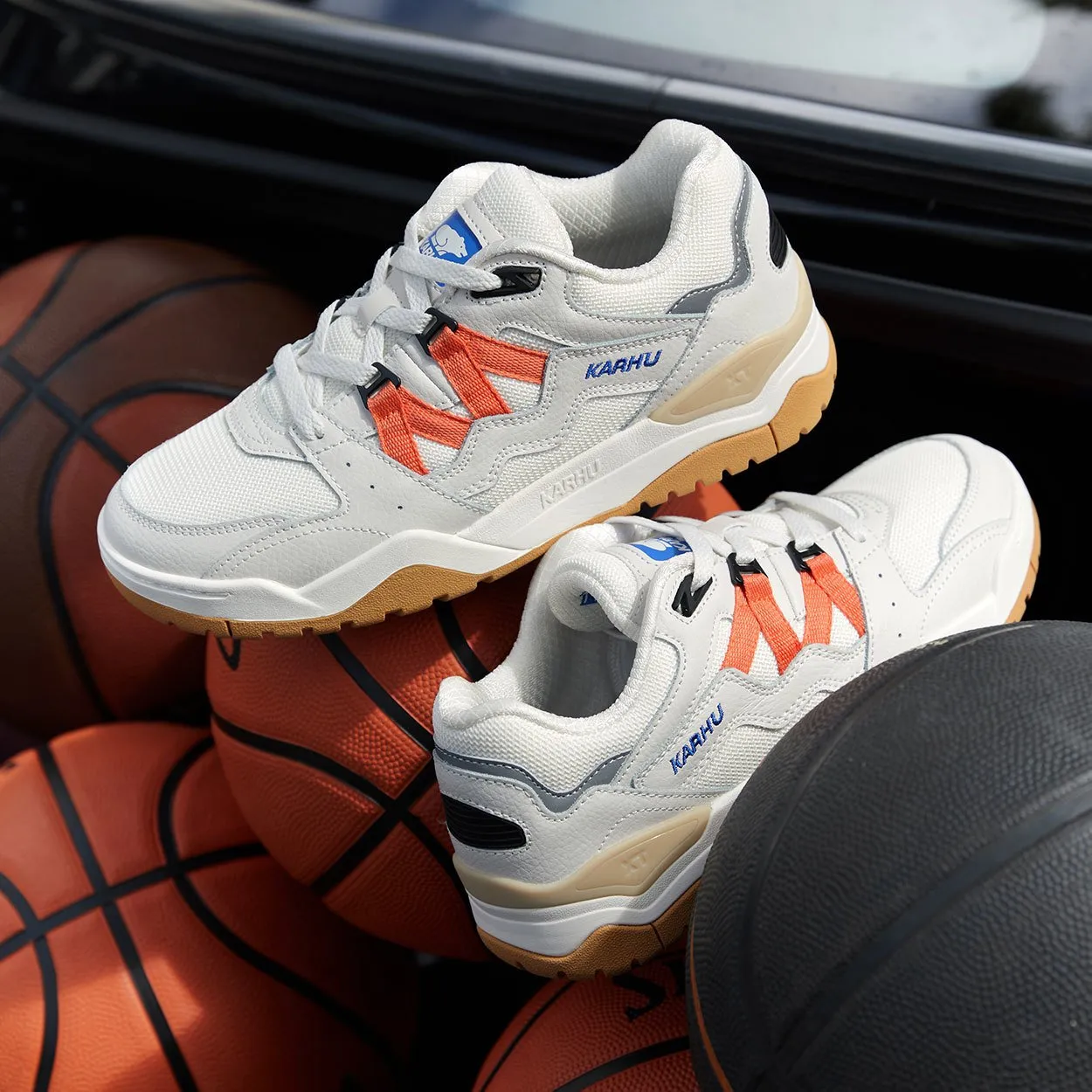 FUSION XT - BLANC DE BLANC / NASTURTIUM sold by Karhu product image thumbnail 2