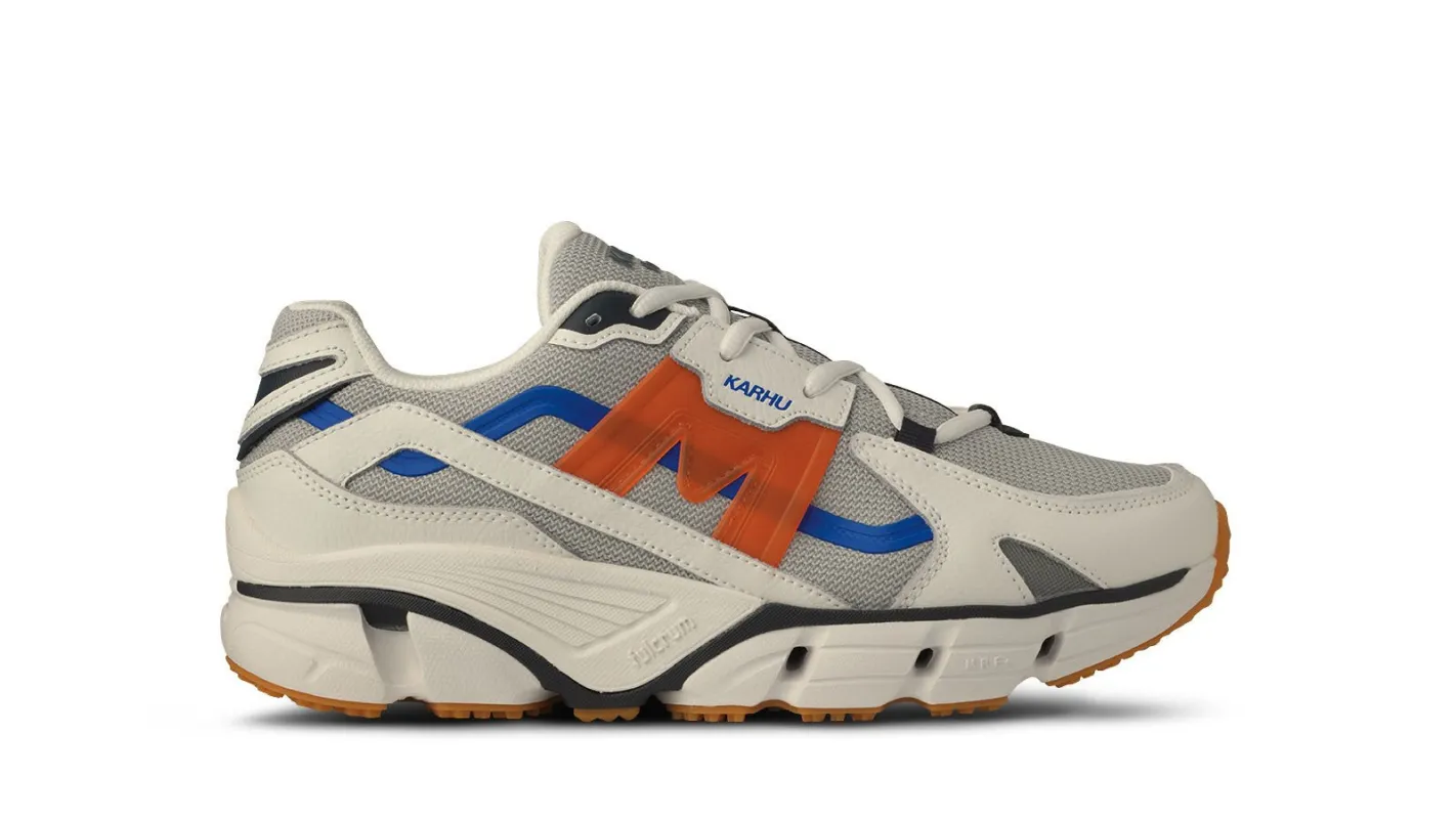 SUPER FULCRUM - PEARL BLUE / NASTURTIUM made by Karhu