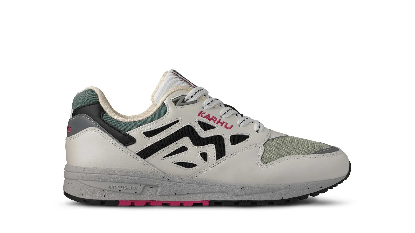 LEGACY 96 - BRIGHT WHITE / JET BLACK sold by Karhu