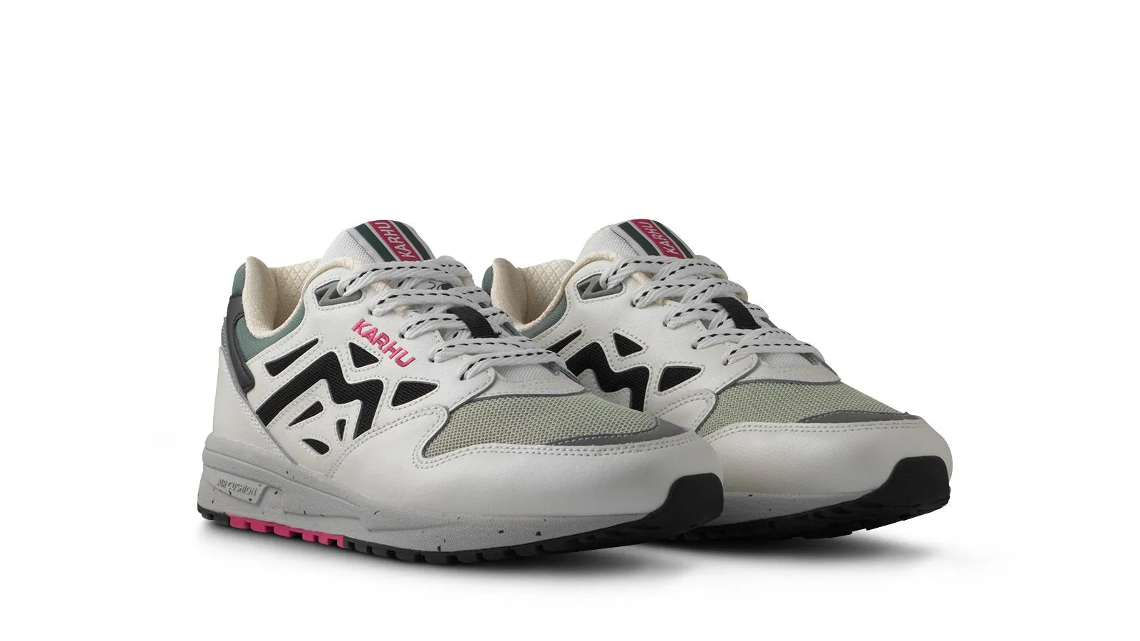 LEGACY 96 - BRIGHT WHITE / JET BLACK sold by Karhu product image thumbnail 3