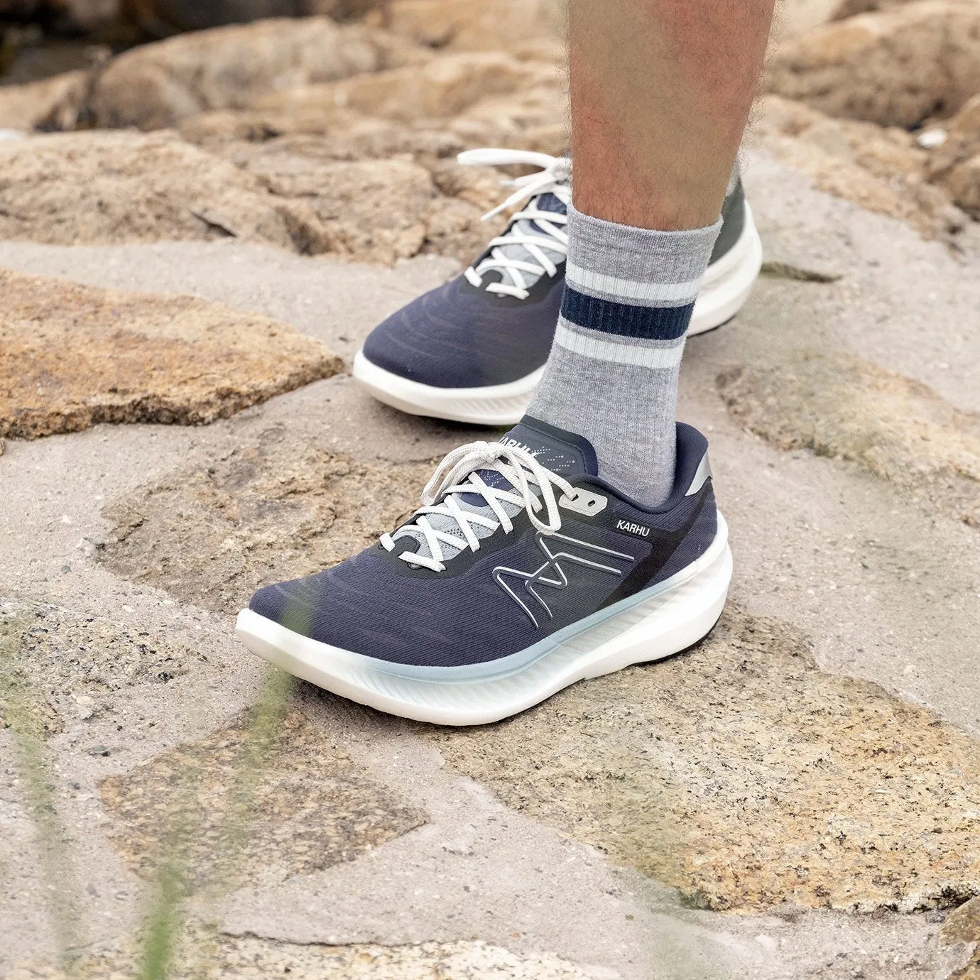 MEN'S FUSION 4.0 - MOOD INDIGO / STONE BLUE sold by Karhu product image thumbnail 2