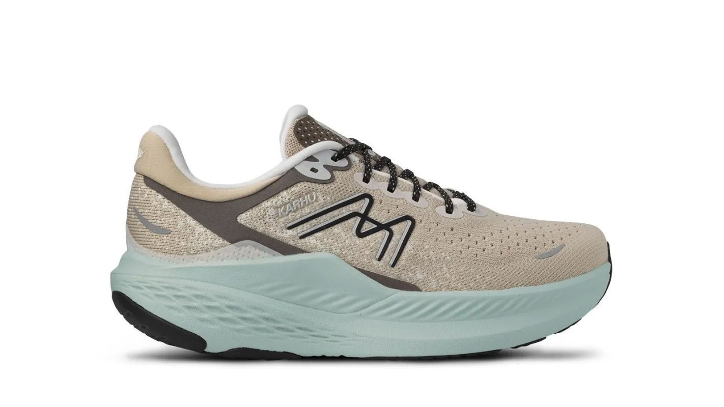 WOMEN'S MESTARI RUN 1.5 - DOESKIN / PALE AQUA sold by Karhu