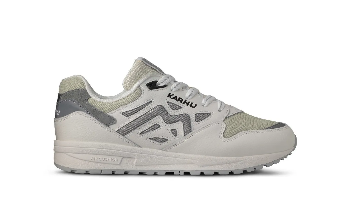 LEGACY 96 - CLOUD DANCER / LIMESTONE sold by Karhu
