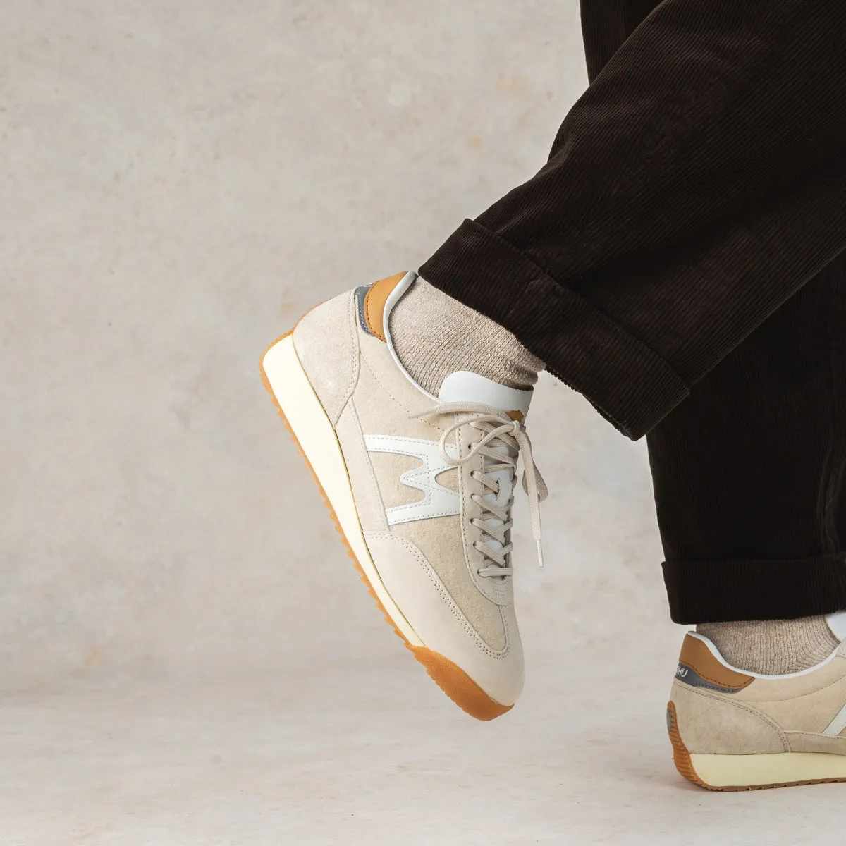 MESTARI - TURTLEDOVE / BRIGHT WHITE sold by Karhu product image thumbnail 2