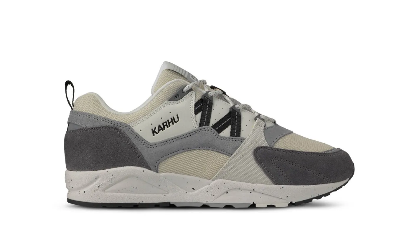 FUSION 2.0 - LIMESTONE / JET BLACK sold by Karhu