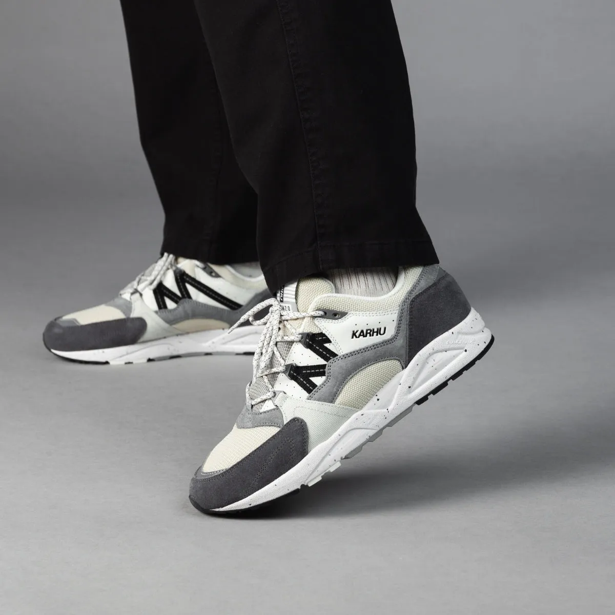 FUSION 2.0 - LIMESTONE / JET BLACK sold by Karhu product image thumbnail 2
