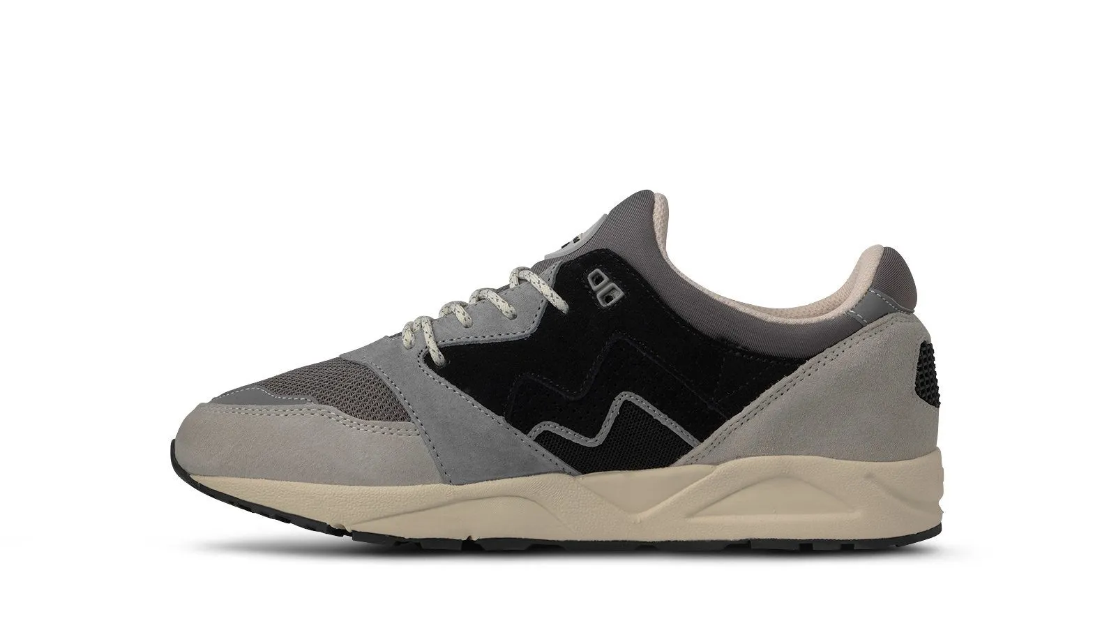 ARIA 95 - DAWN BLUE / JET BLACK sold by Karhu product image thumbnail 4