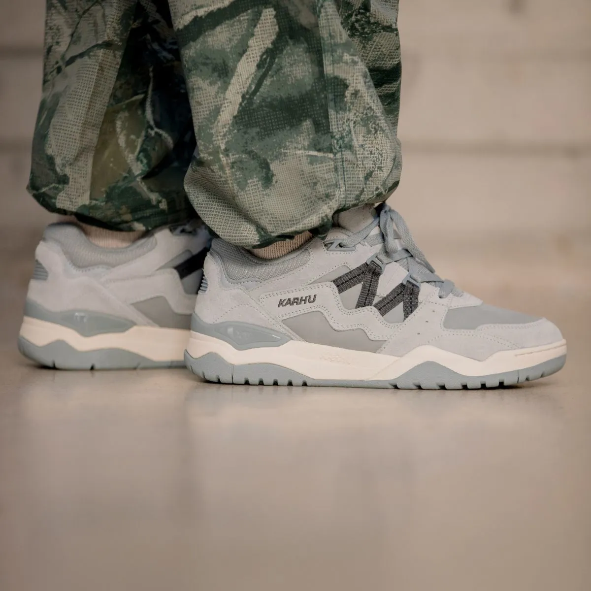 FUSION XT - LUNAR ROCK / MAGNET sold by Karhu product image thumbnail 2
