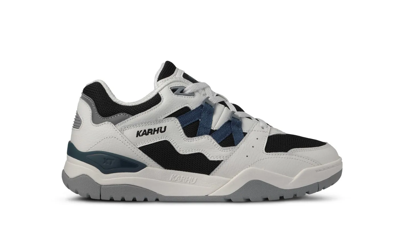 FUSION XT - BRIGHT WHITE / DEEP DIVE sold by Karhu