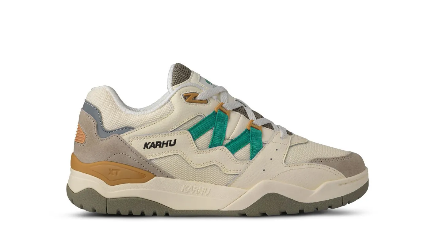 FUSION XT - SILVER LINING / WINTER GREEN sold by Karhu