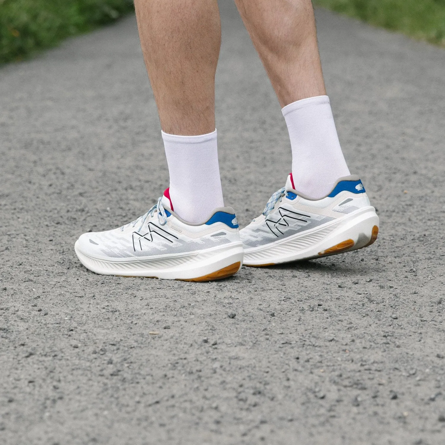 MEN'S FUSION 4.5 - BIT OF BLUE / SKYDIVER sold by Karhu product image thumbnail 2