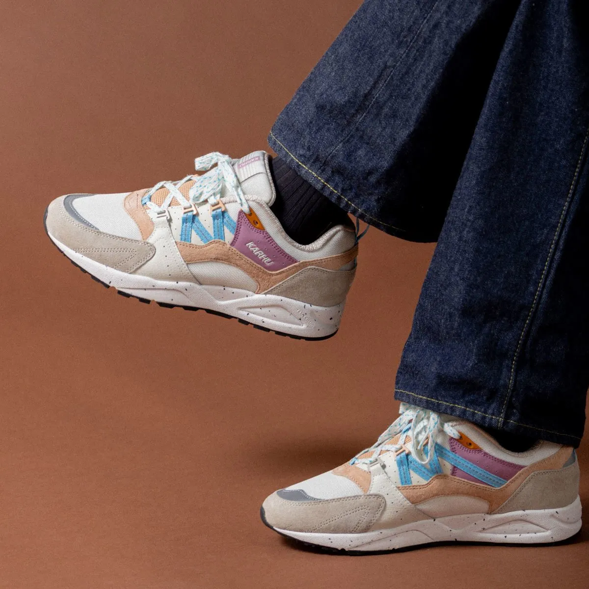 FUSION 2.0 - SILVER LINING / MILKY BLUE sold by Karhu product image thumbnail 2