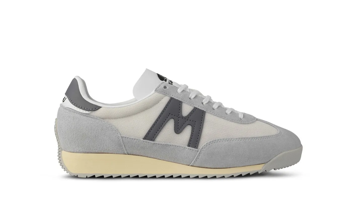 MESTARI - DAWN BLUE / SMOKED PEARL sold by Karhu