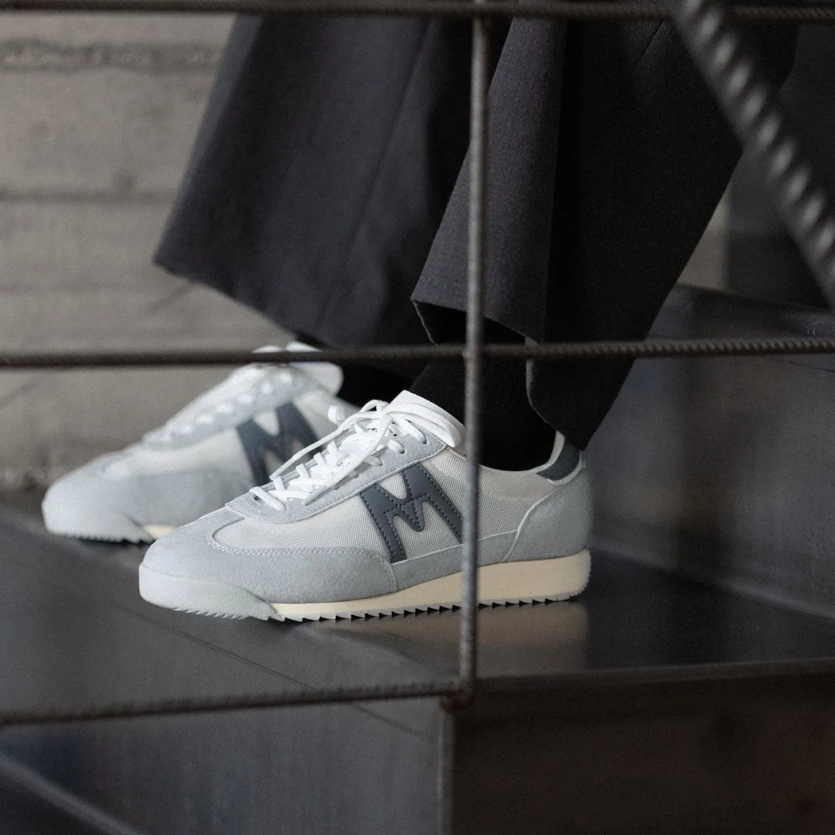 MESTARI 76 - DAWN BLUE / SMOKED PEARL sold by Karhu product image thumbnail 2