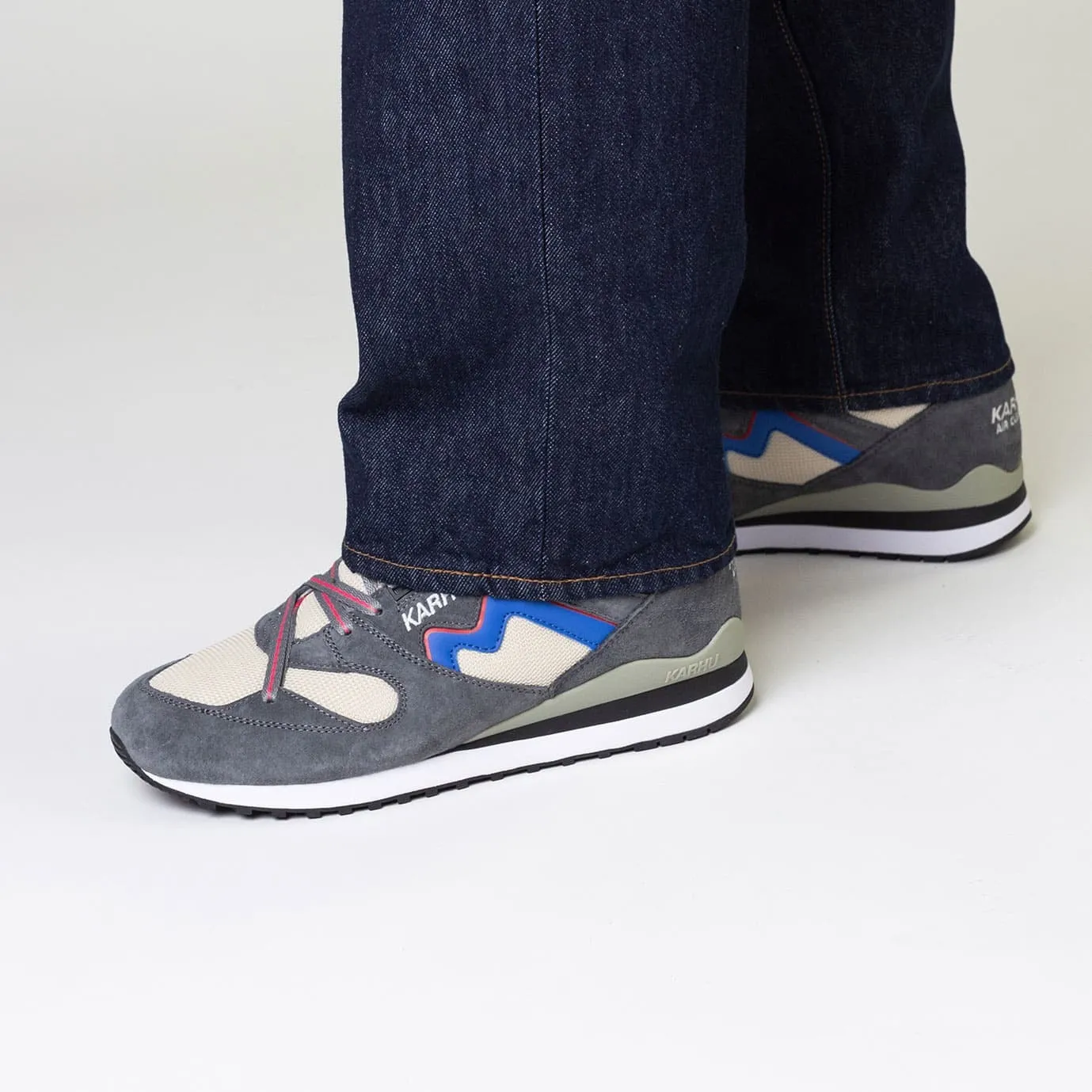 SYNCHRON CLASSIC - OG sold by Karhu product image thumbnail 2