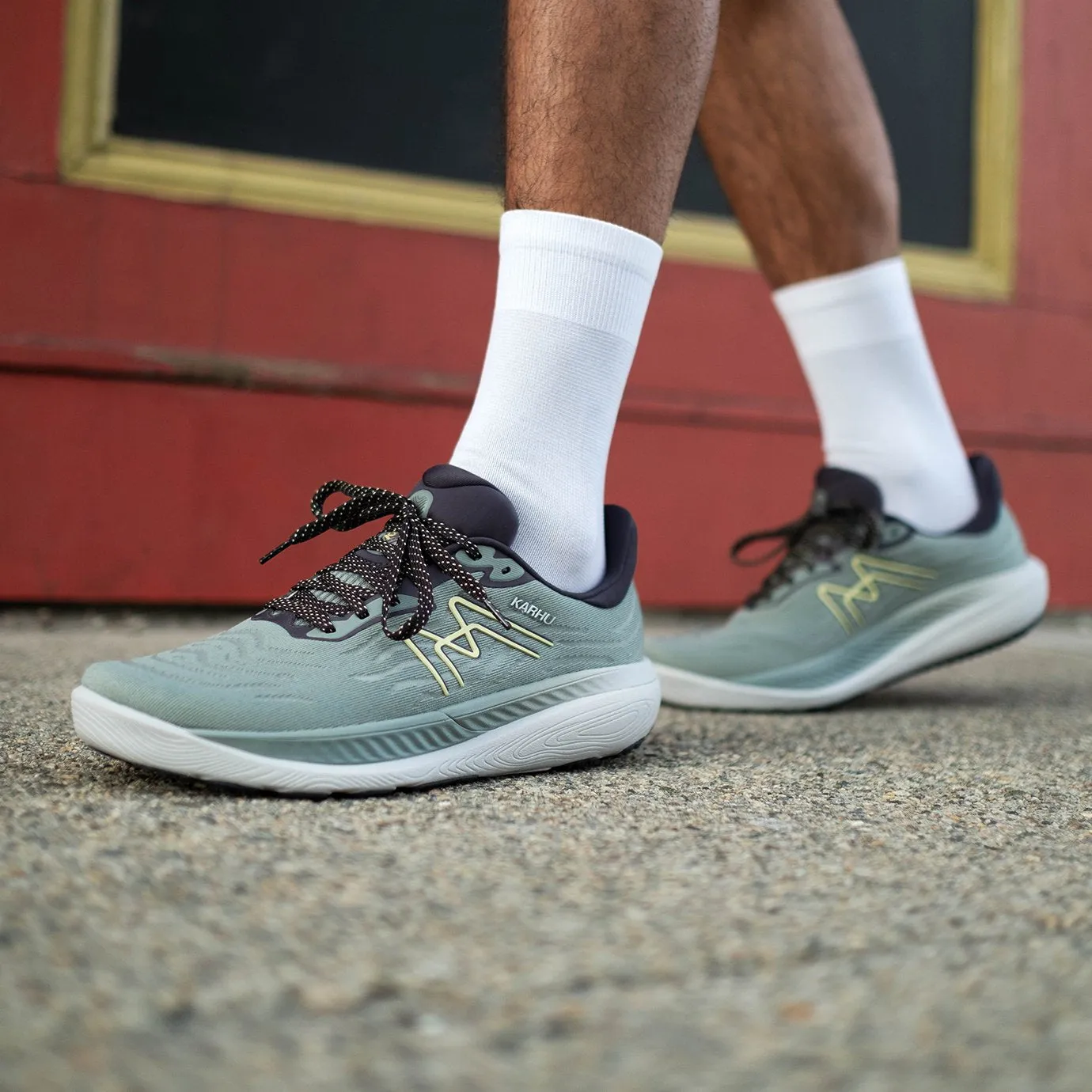 MEN'S IKONI 3.0 - GREEN MILIEU / DUSTY YELLOW sold by Karhu product image thumbnail 2