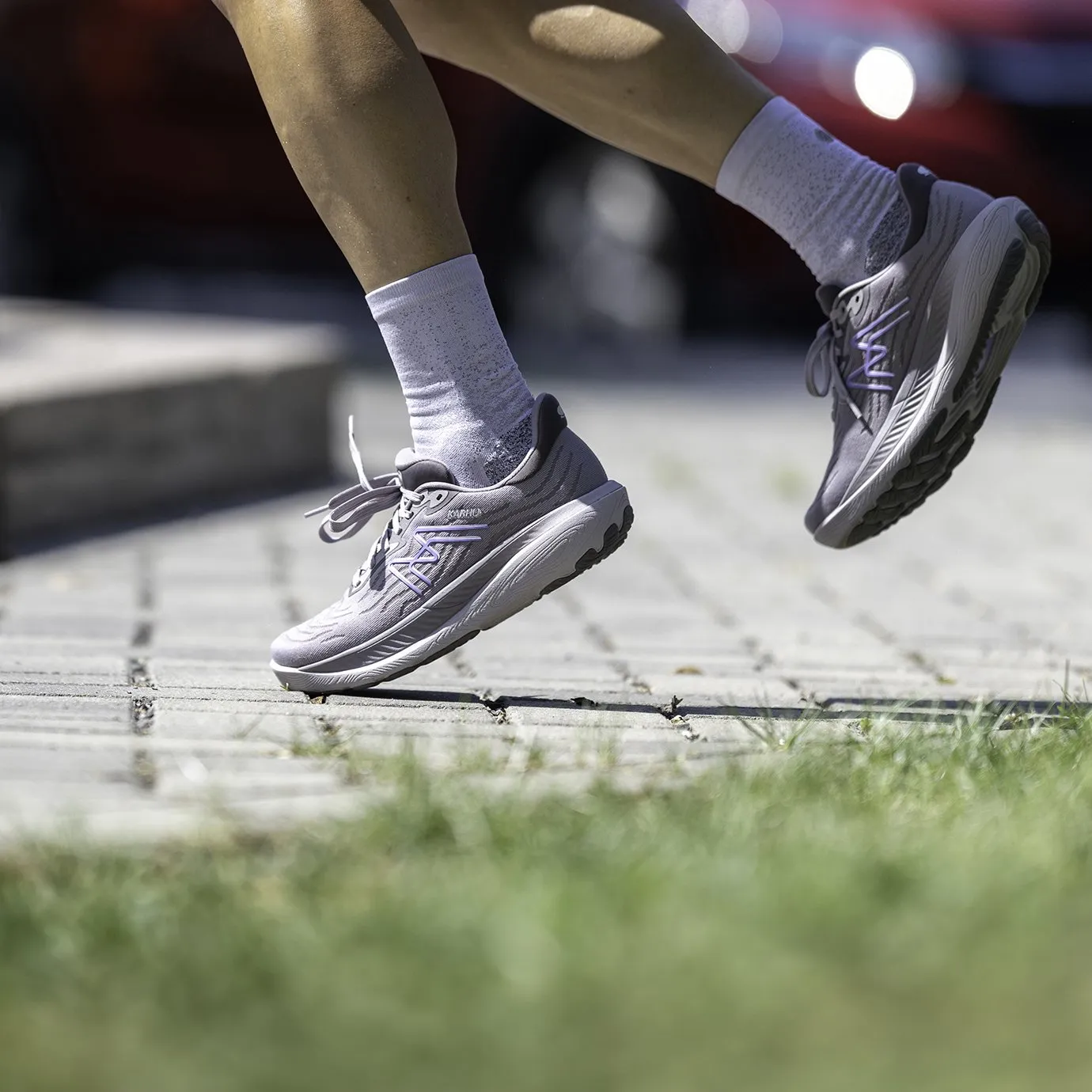 WOMEN'S IKONI 3.0 - PLUM KITTEN / VIOLET TULIP sold by Karhu product image thumbnail 2