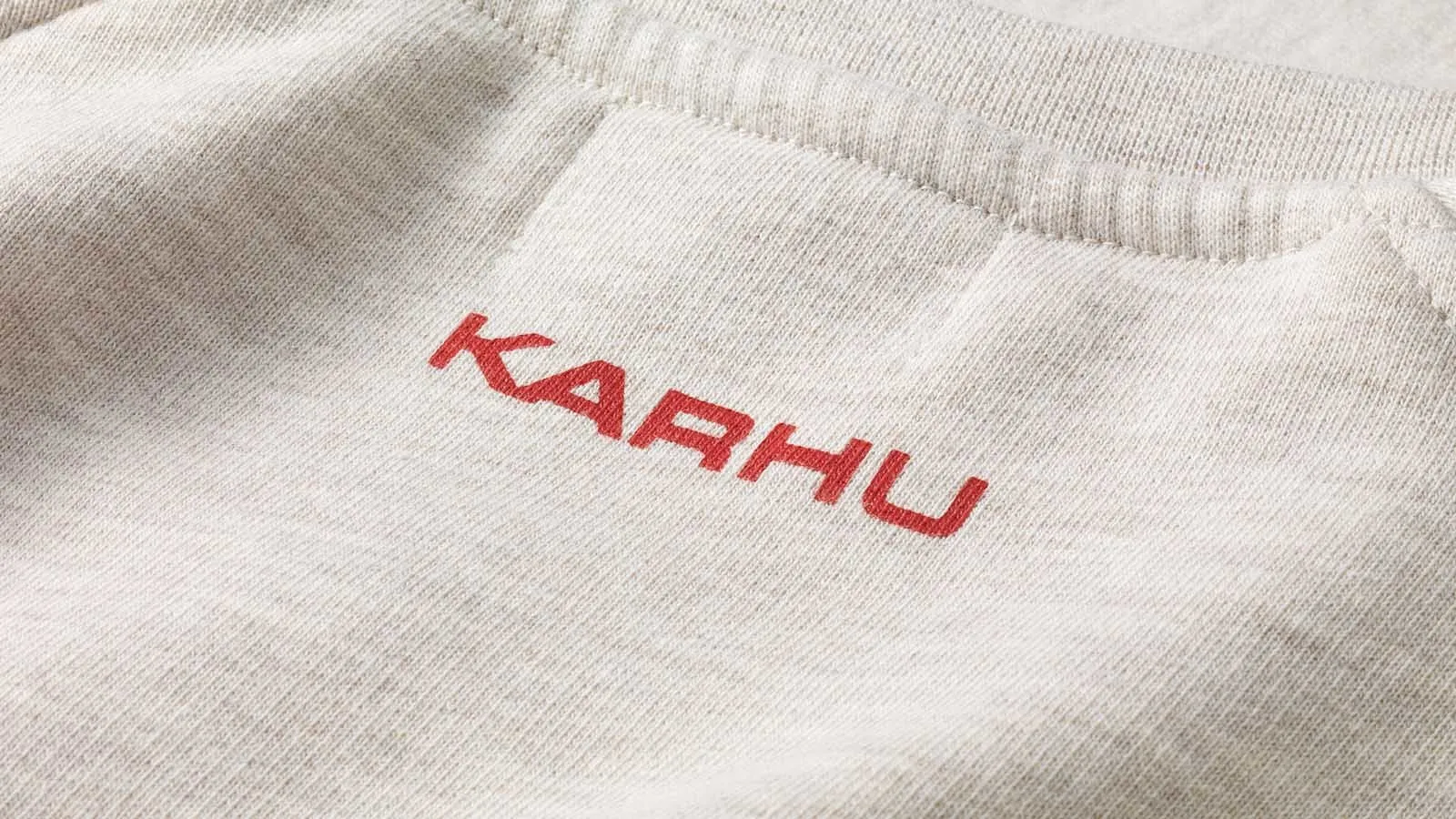 CLASSIC CHEST LOGO SWEATSHIRT - OATMEAL MELANGE / GRANATA sold by Karhu product image thumbnail 3