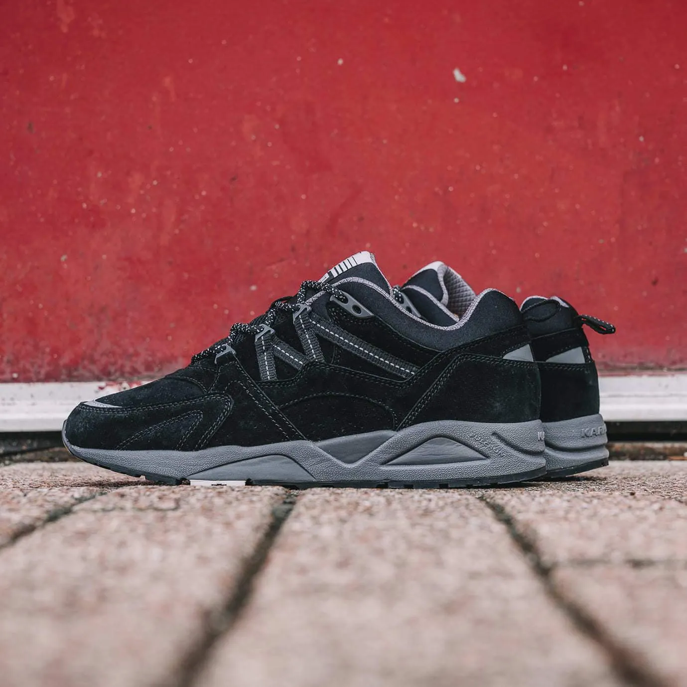 FUSION 2.0 - BLACK/BLACK sold by Karhu product image thumbnail 2
