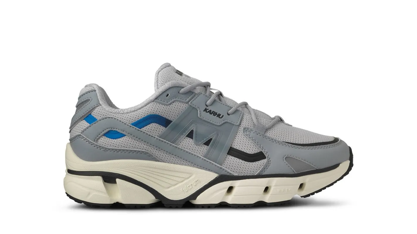 SUPER FULCRUM - WHITE / QUARRY made by Karhu