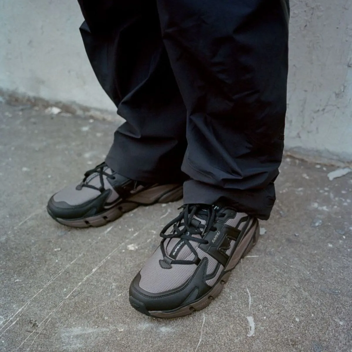 SUPER FULCRUM - BLACK / FALCON sold by Karhu product image thumbnail 2