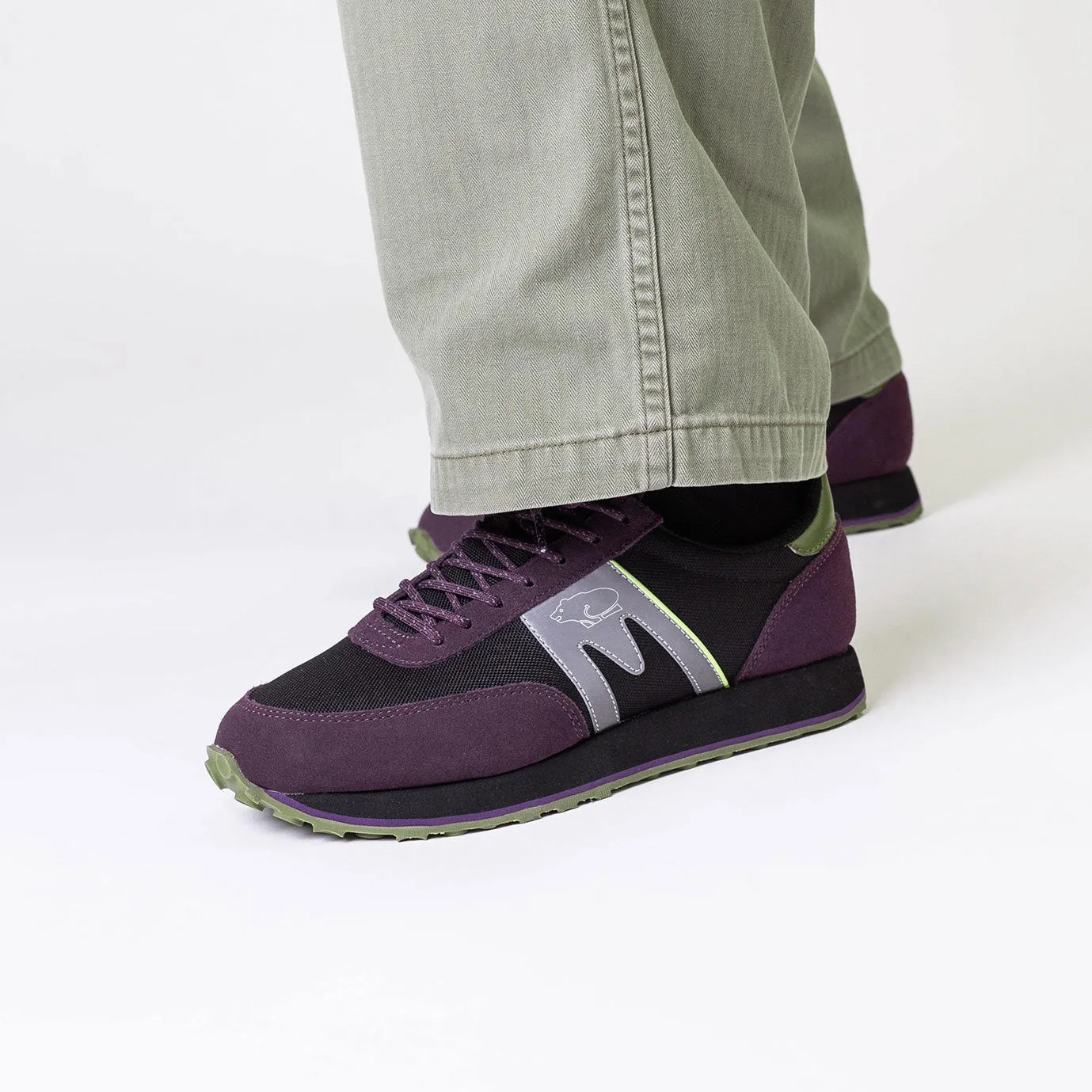 ALBATROSS CONTROL - PLUM PERFECT / CAVIAR sold by Karhu product image thumbnail 2