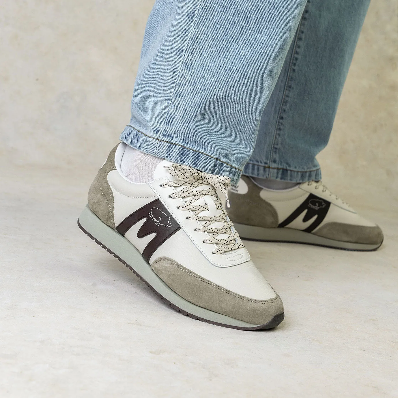 ALBATROSS 82 - ABBEY STONE / CHOCOLATE TORTE sold by Karhu product image thumbnail 2