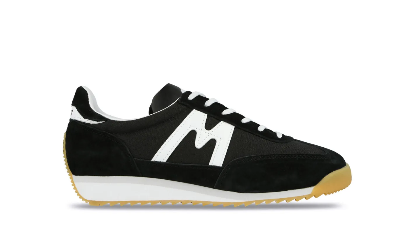 MESTARI - BLACK / WHITE sold by Karhu