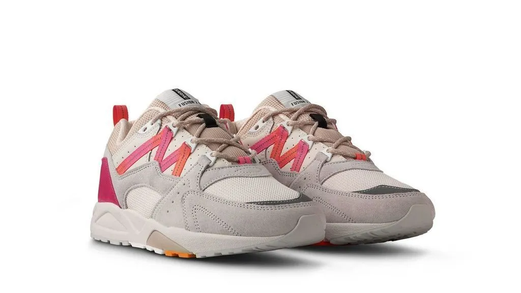 FUSION 2.0 - FOGGY DEW / HOT PINK sold by Karhu product image thumbnail 3