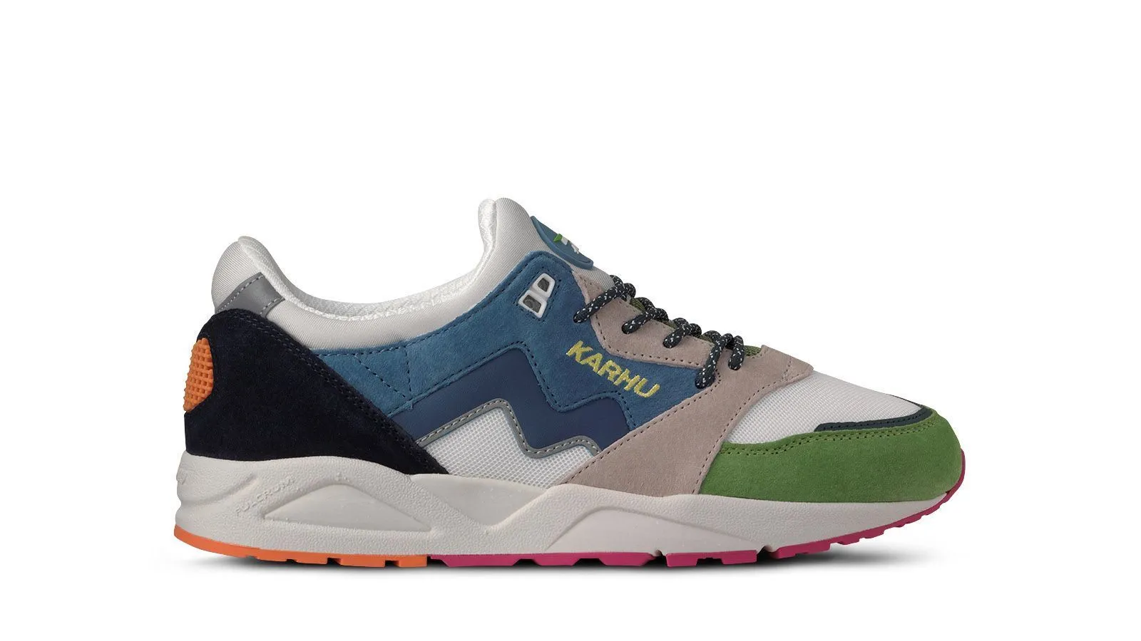 ARIA 95 "FLOW STATE" PACK 2 - PIQUANT GREEN / TRUE NAVY sold by Karhu