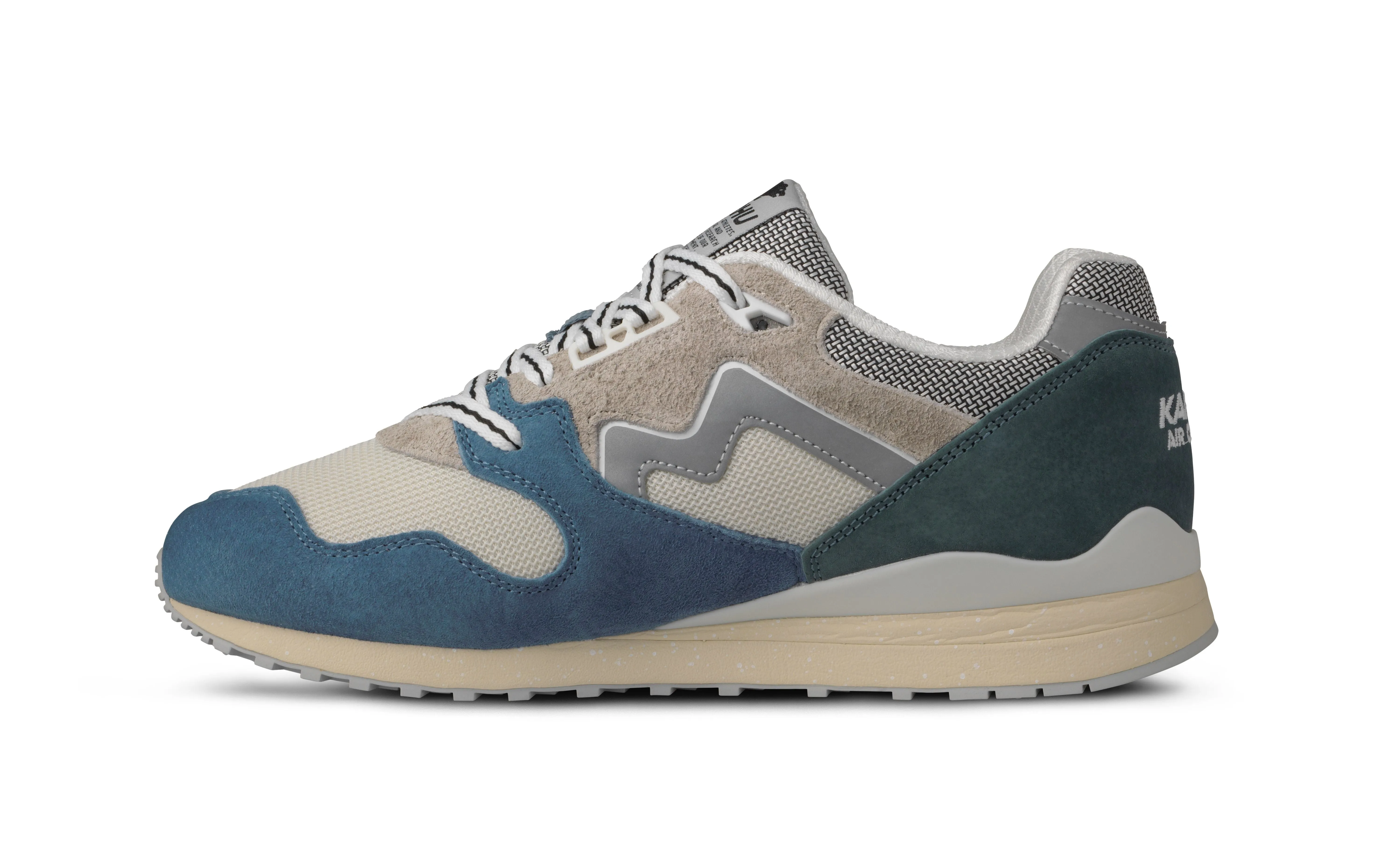 SYNCHRON CLASSIC - CORONET BLUE / SILVER LINING sold by Karhu product image thumbnail 5