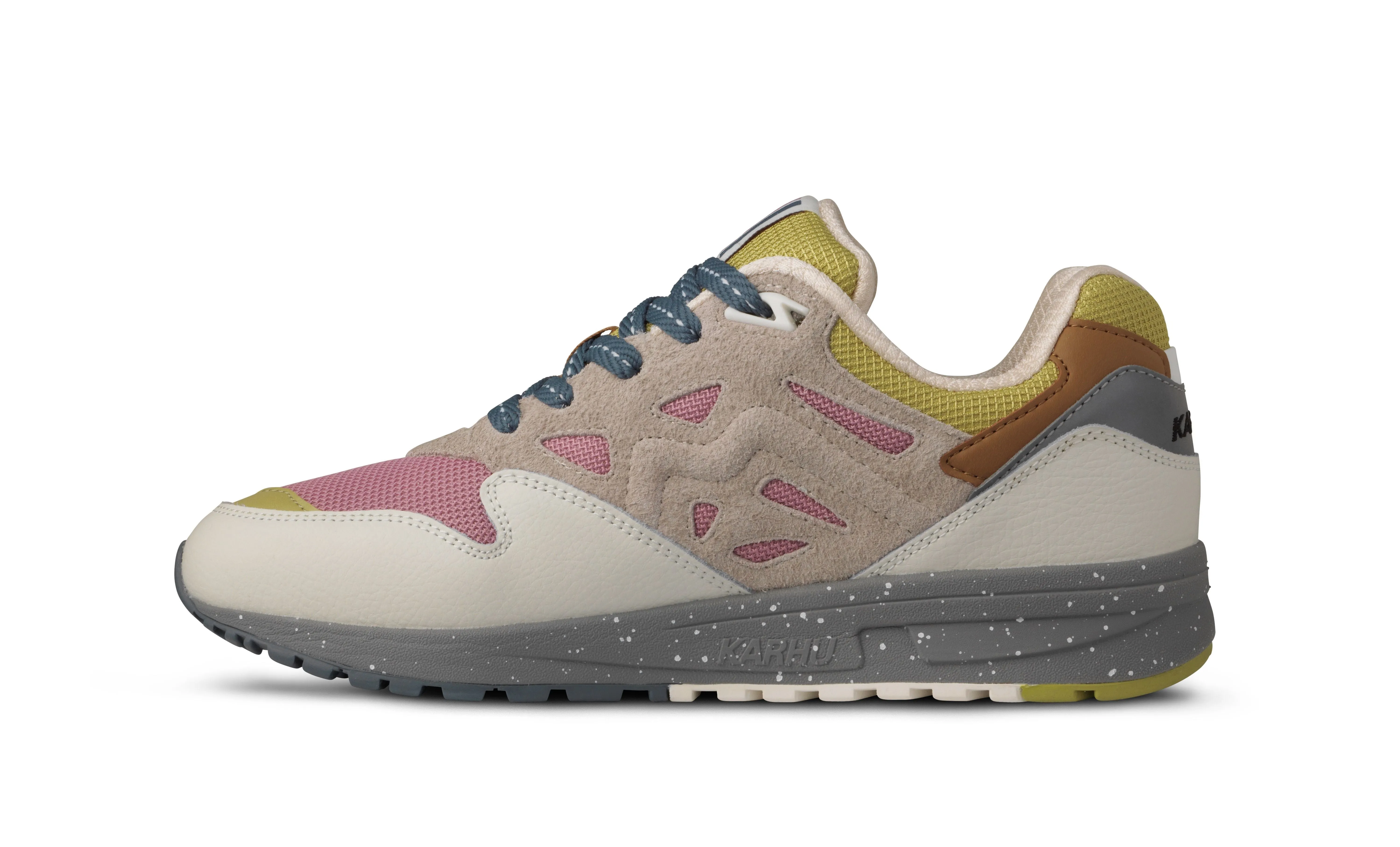 LEGACY 96 - LILY WHITE / LILAS sold by Karhu product image thumbnail 5