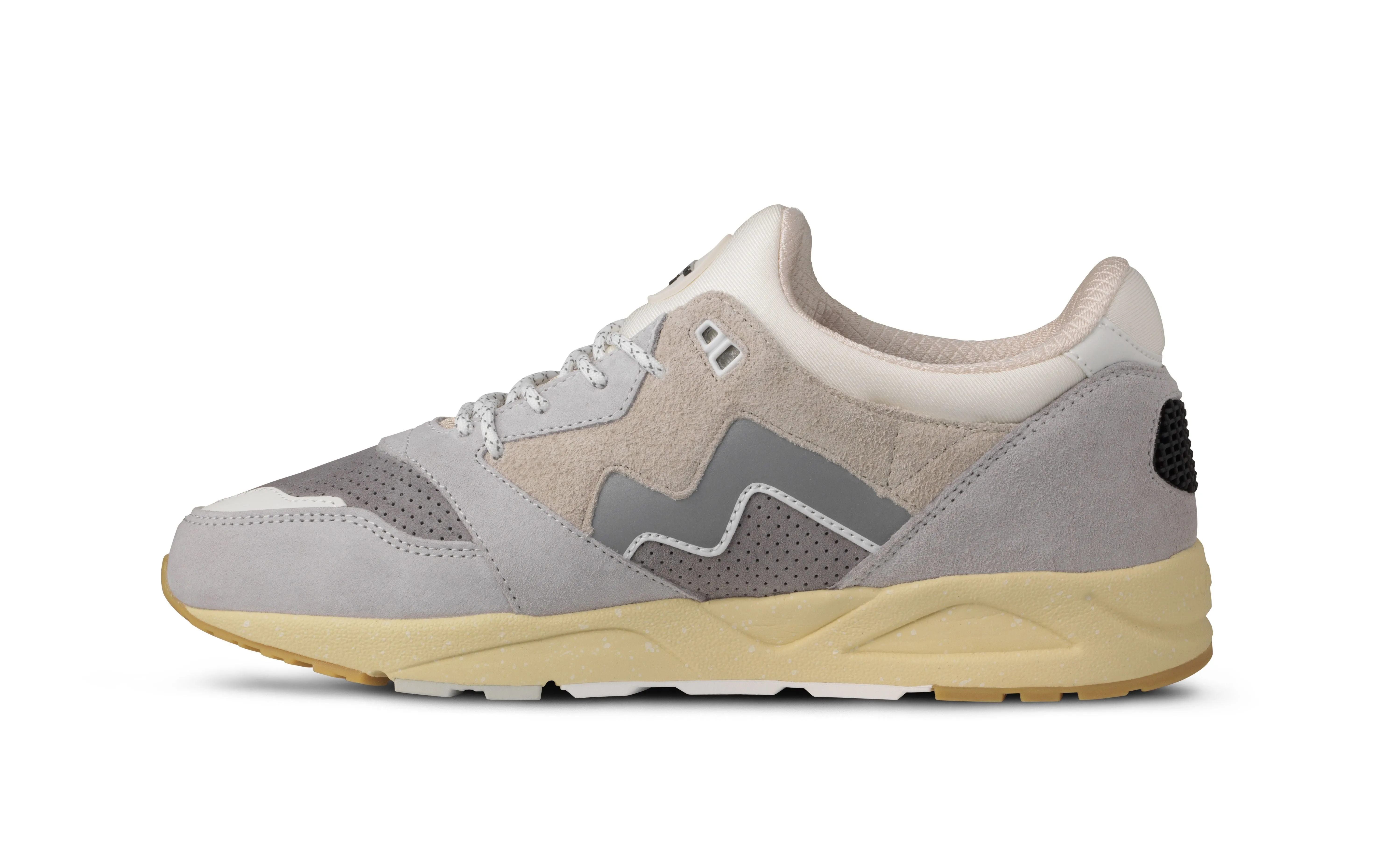 ARIA 95 - LUNAR ROCK / FOGGY DEW sold by Karhu product image thumbnail 5