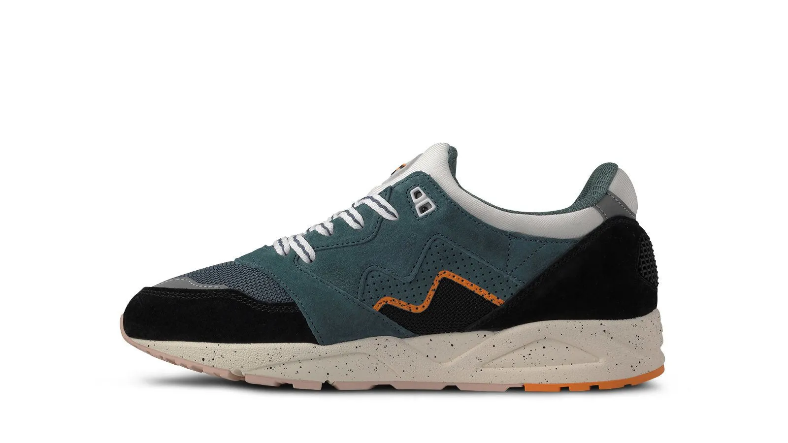 ARIA 95 - JET BLACK/STORMY WEATHER sold by Karhu product image thumbnail 4
