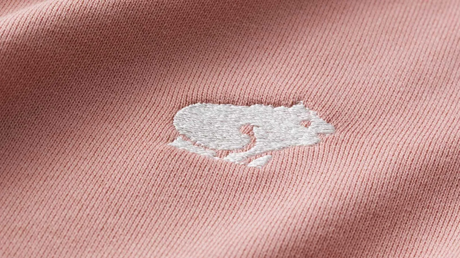 CLASSIC CHEST LOGO SWEATSHIRT - ROSE TAN / LILY WHITE sold by Karhu product image thumbnail 3