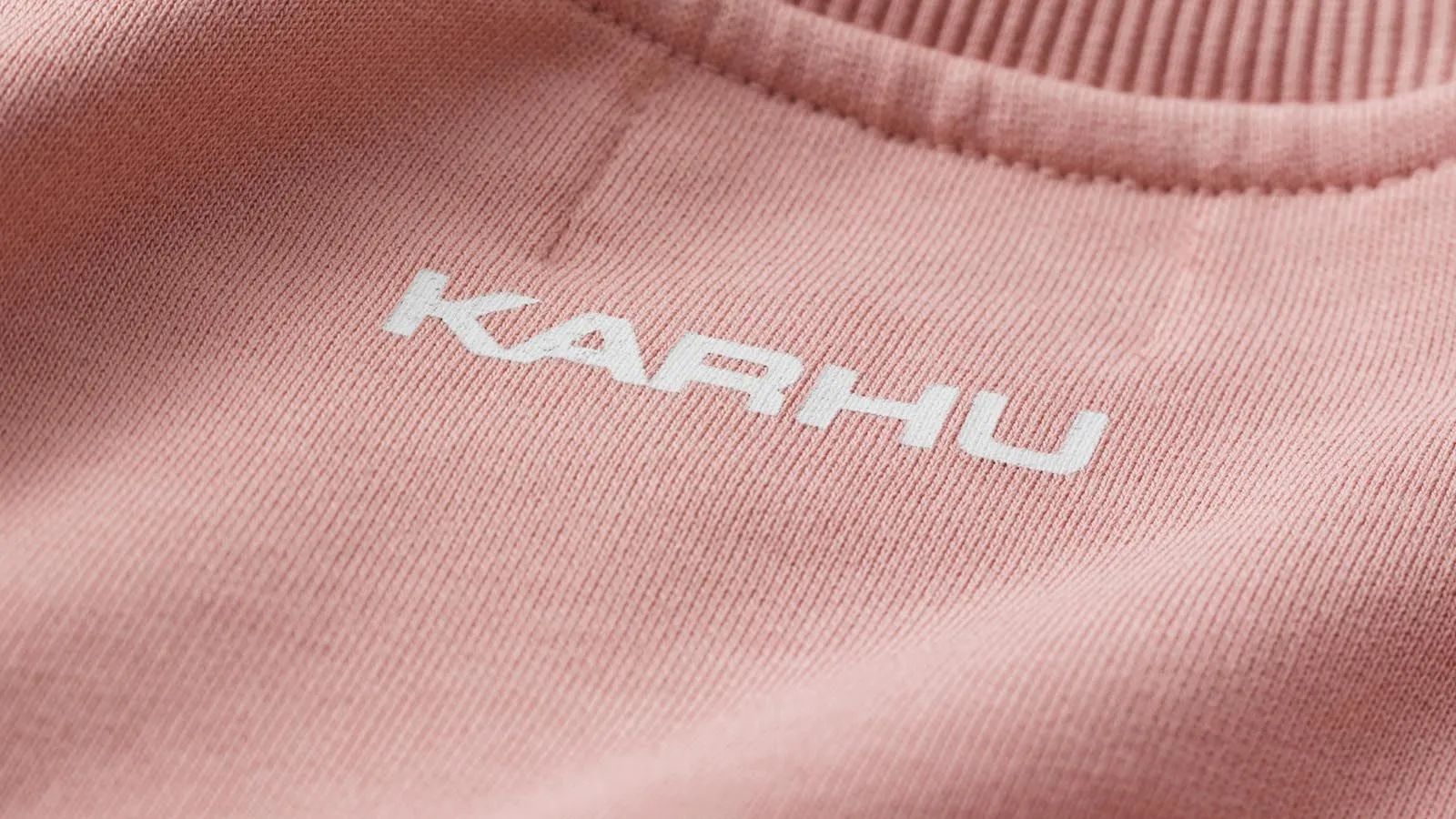 CLASSIC CHEST LOGO SWEATSHIRT - ROSE TAN / LILY WHITE sold by Karhu product image thumbnail 4