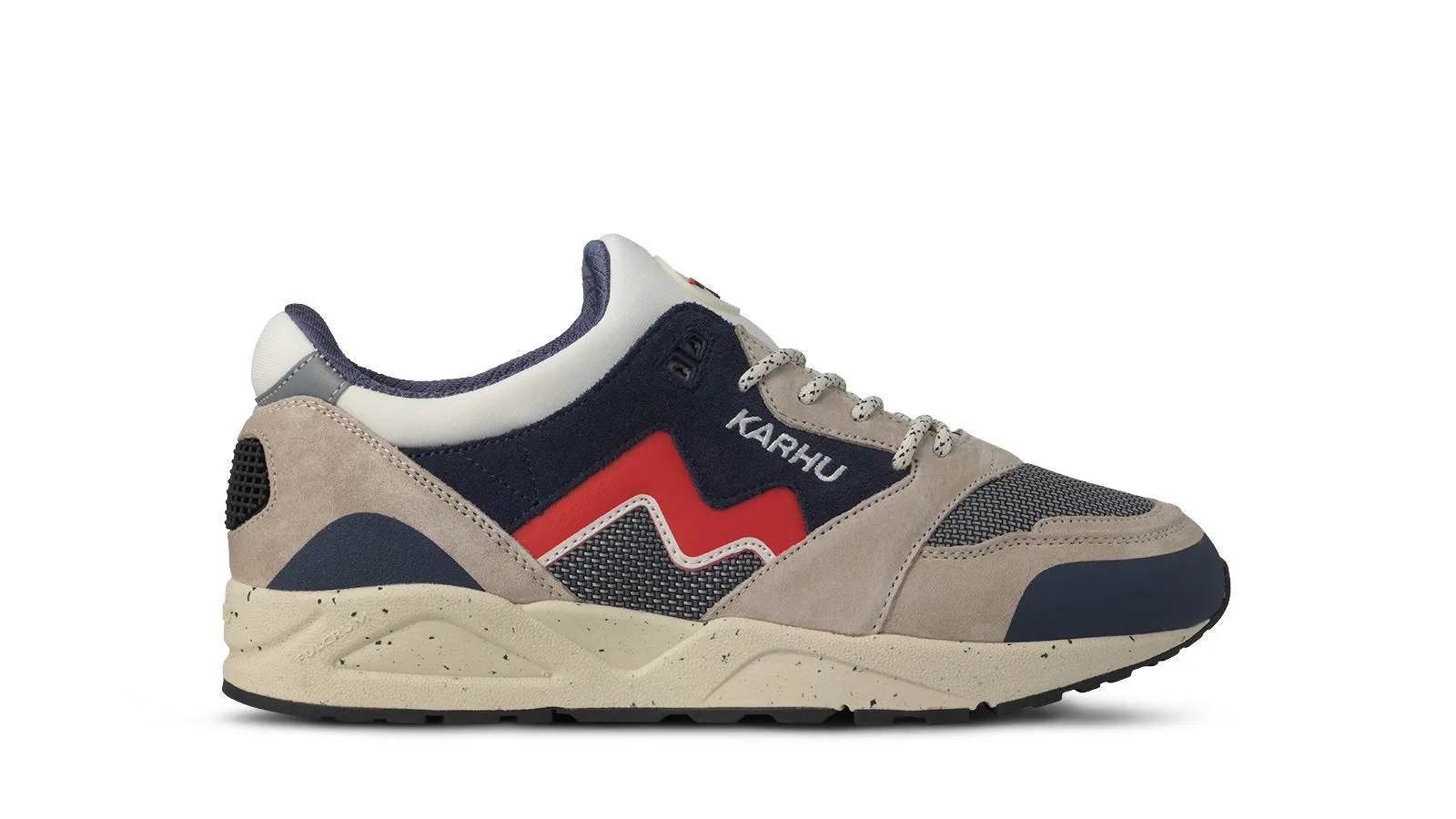ARIA 95 - SILVER LINING / FIERY RED sold by Karhu