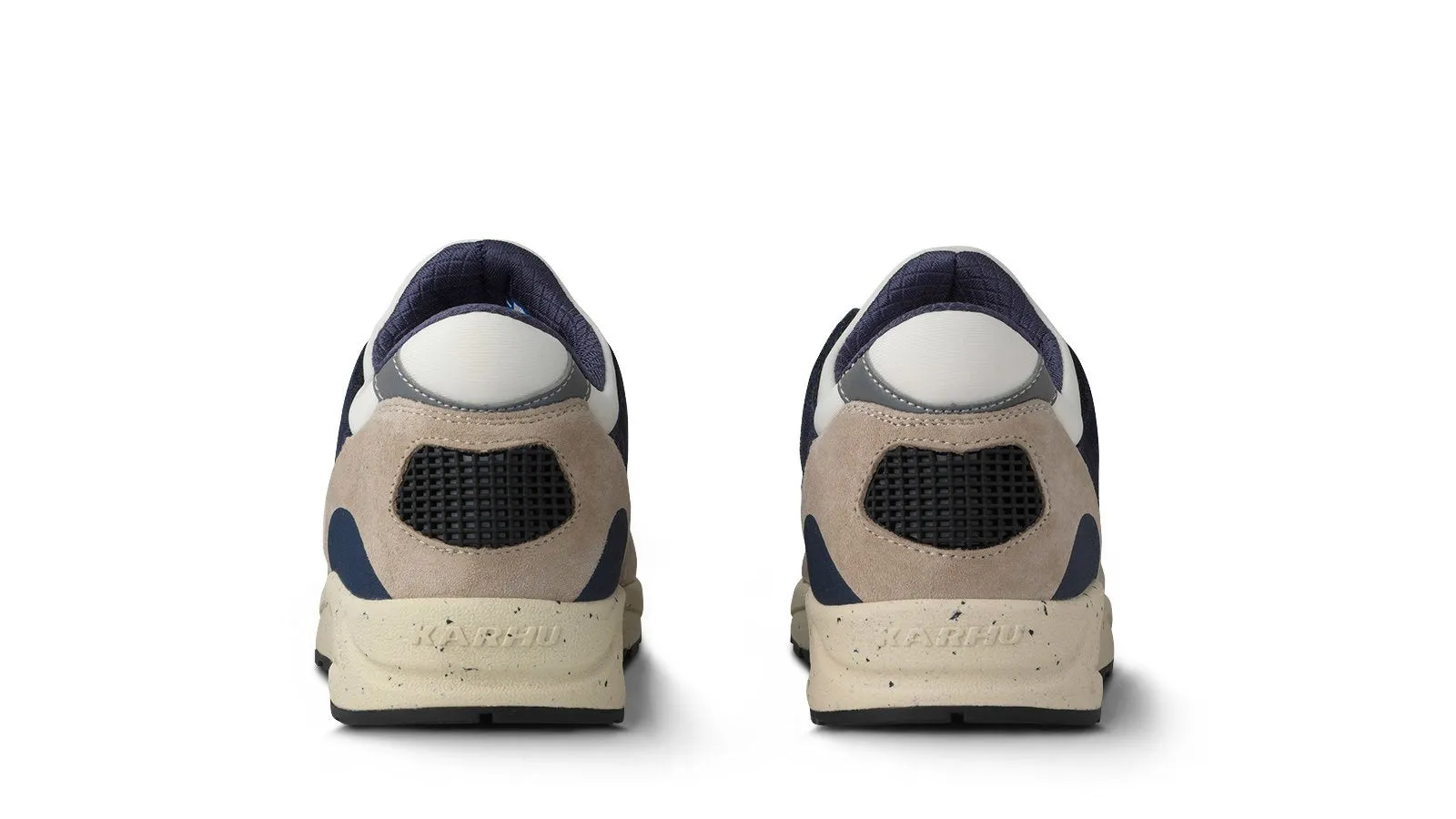 ARIA 95 - SILVER LINING / FIERY RED sold by Karhu product image thumbnail 5