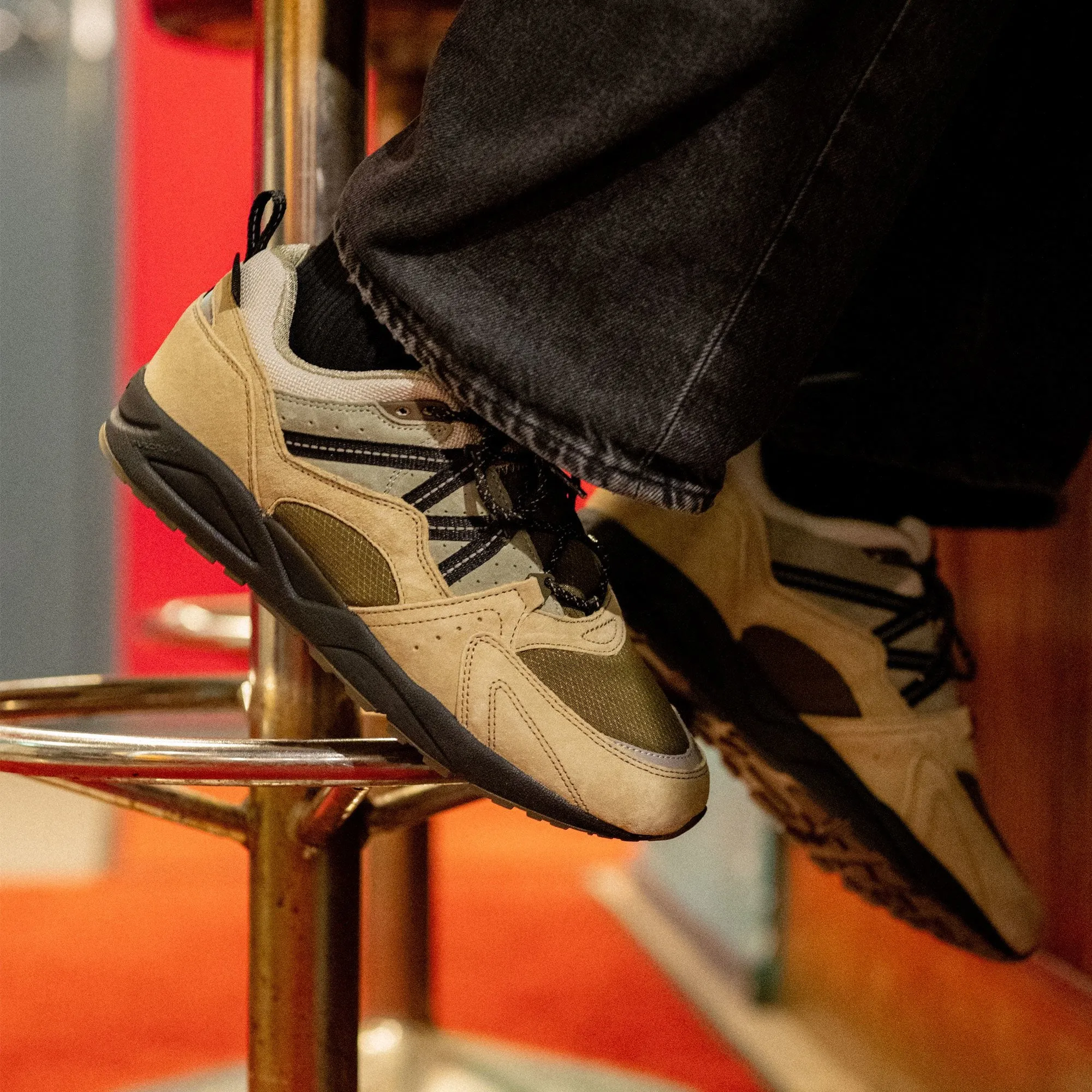 FUSION 2.0 CORDURA® - PALE OLIVE GREEN / JET BLACK sold by Karhu product image thumbnail 2