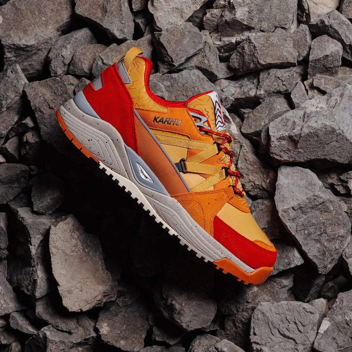 FUSION XC MOUNT SAANA WATERPROOF - AUTUMN LEAF / TAFFY sold by Karhu product image thumbnail 2