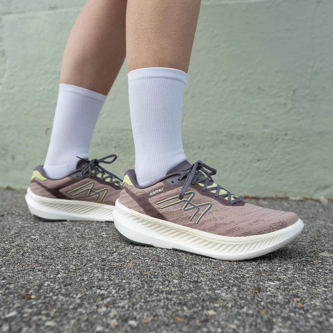 WOMEN'S FUSION 4.0 - ETHEREA / SHADOW LIME sold by Karhu product image thumbnail 2