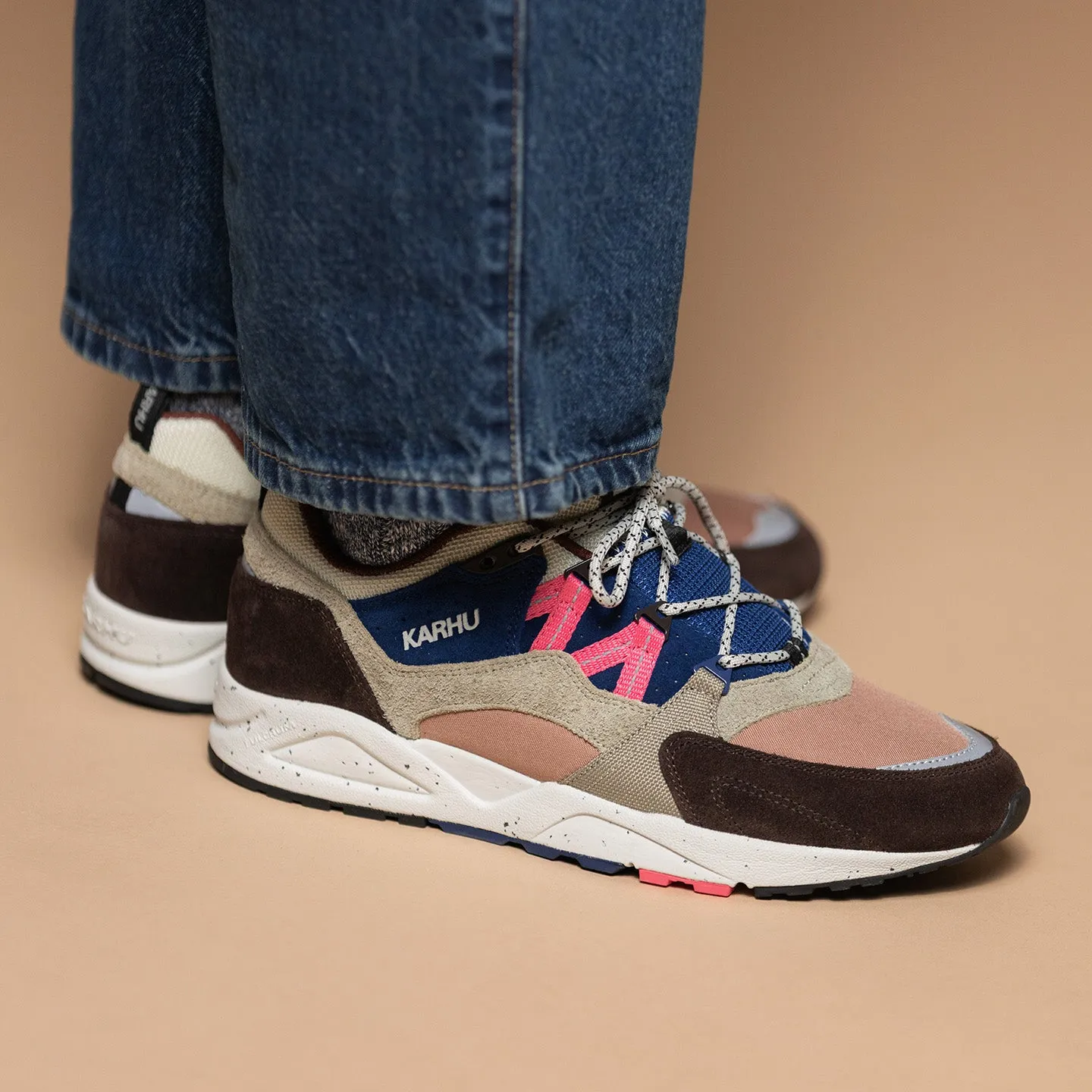 FUSION 2.0 - MOLE / PINK LEMONADE sold by Karhu product image thumbnail 2