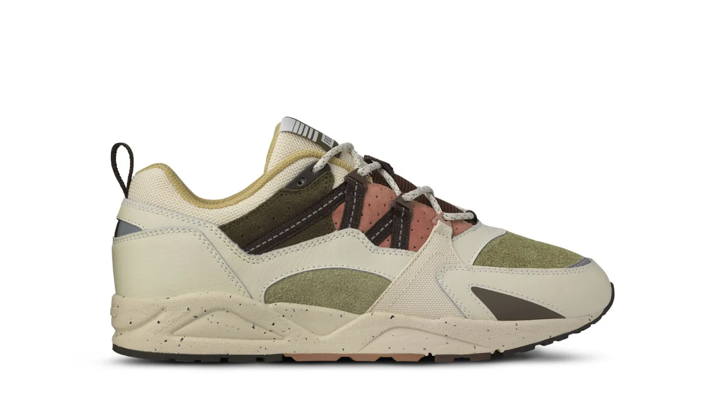 FUSION 2.0 - LILY WHITE / MOLE made by Karhu